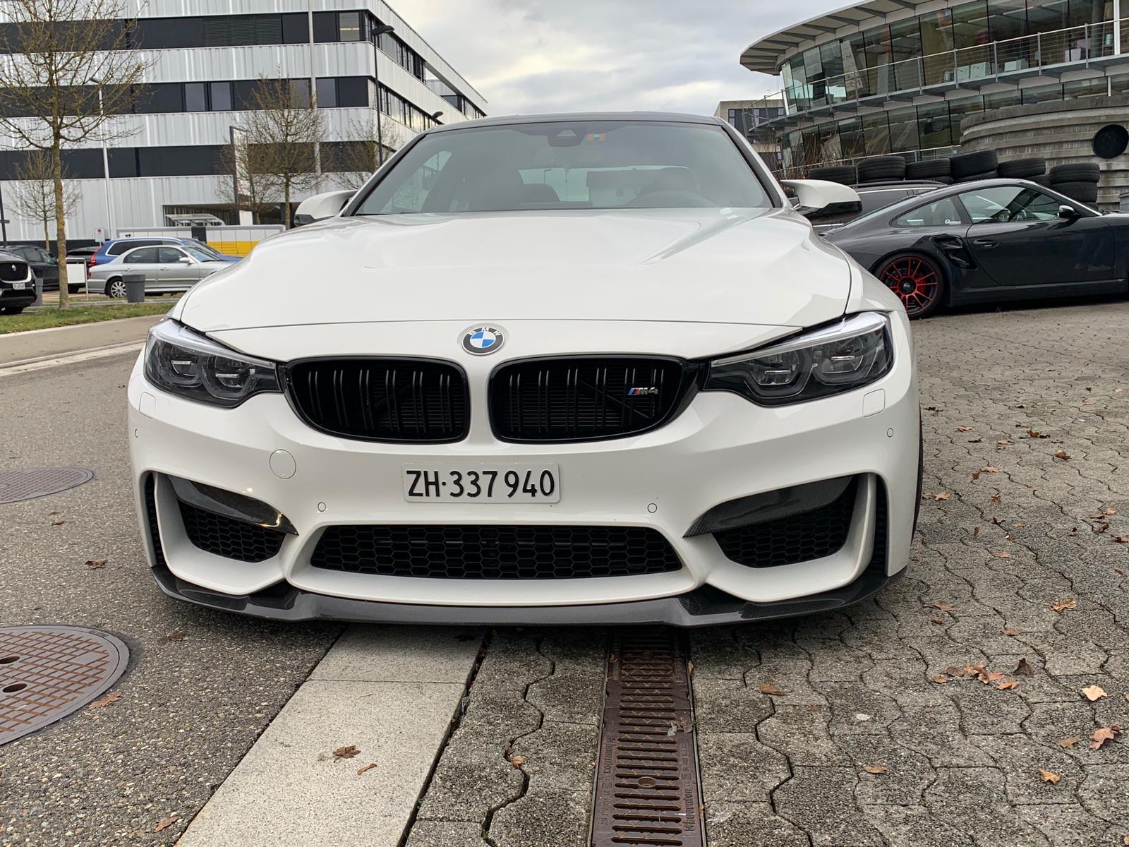 BMW F30 Heckflügel BMW M3 M4 F80 F82 F83 Glänzend Schwarz Vorne